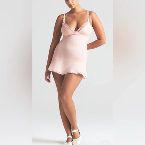 peach dress with black lace Farida Peach Lace Maxi Dress - US 8